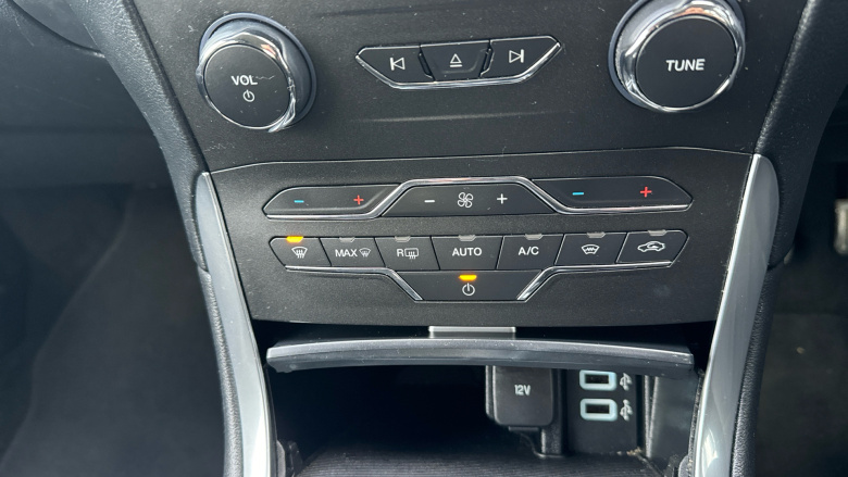 Ford S-MAX 2.0 TDCi 150 Titanium 5dr Diesel Estate